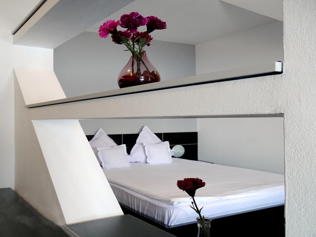 Prince Hotel ميركورا تشيوك المظهر الخارجي الصورة